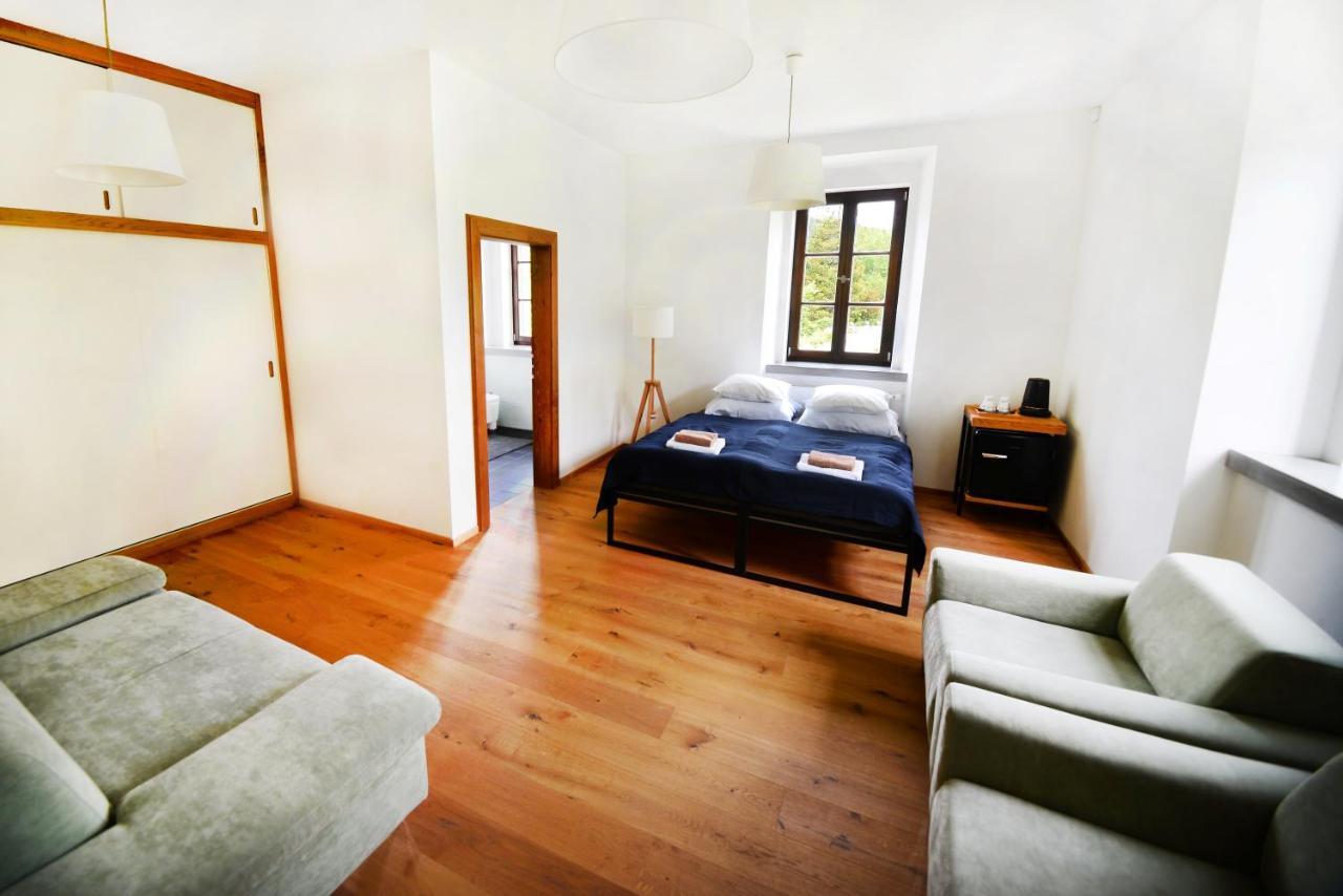 Fara Rejstejn Otel Dış mekan fotoğraf